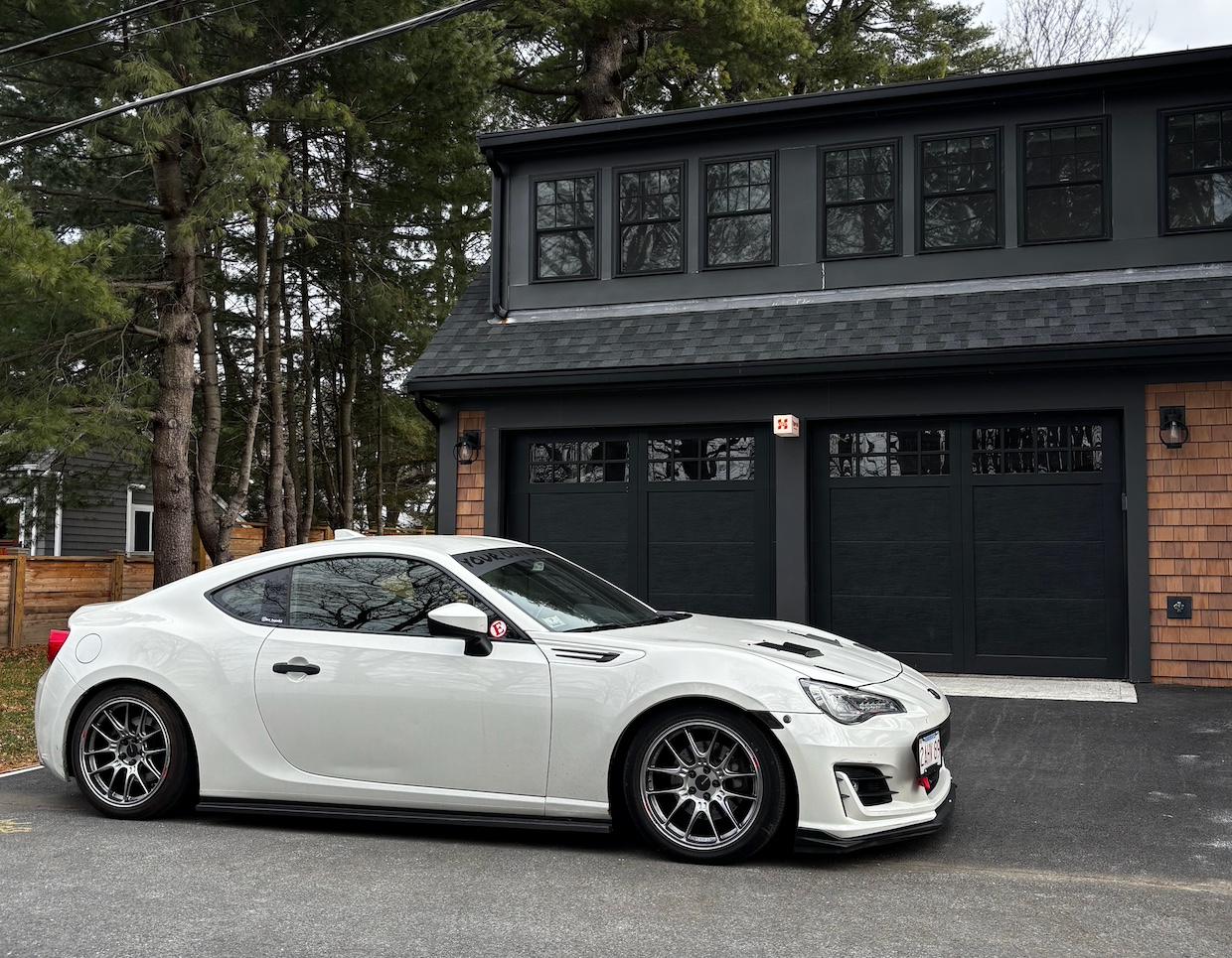 Wingless style
